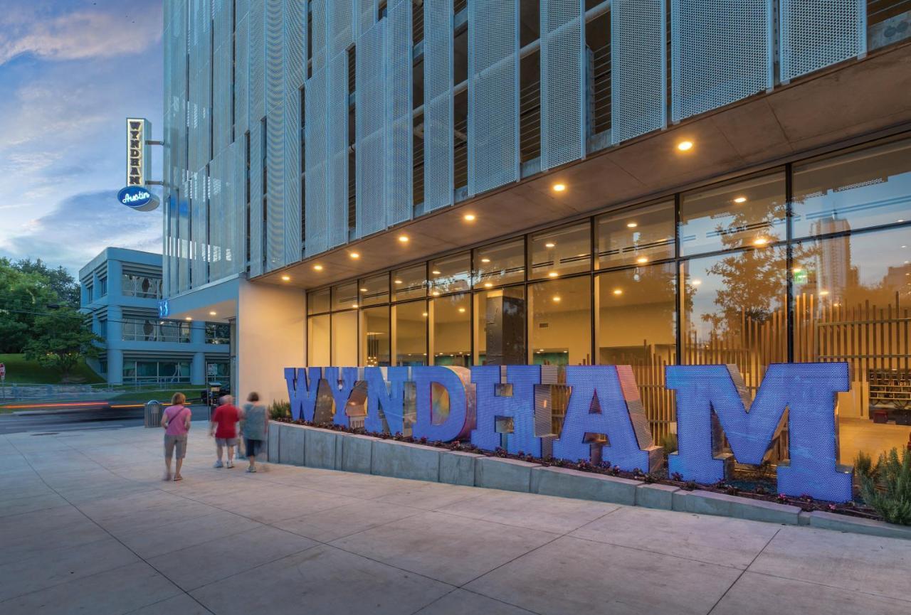 Hotel Club Wyndham Austin Extérieur photo