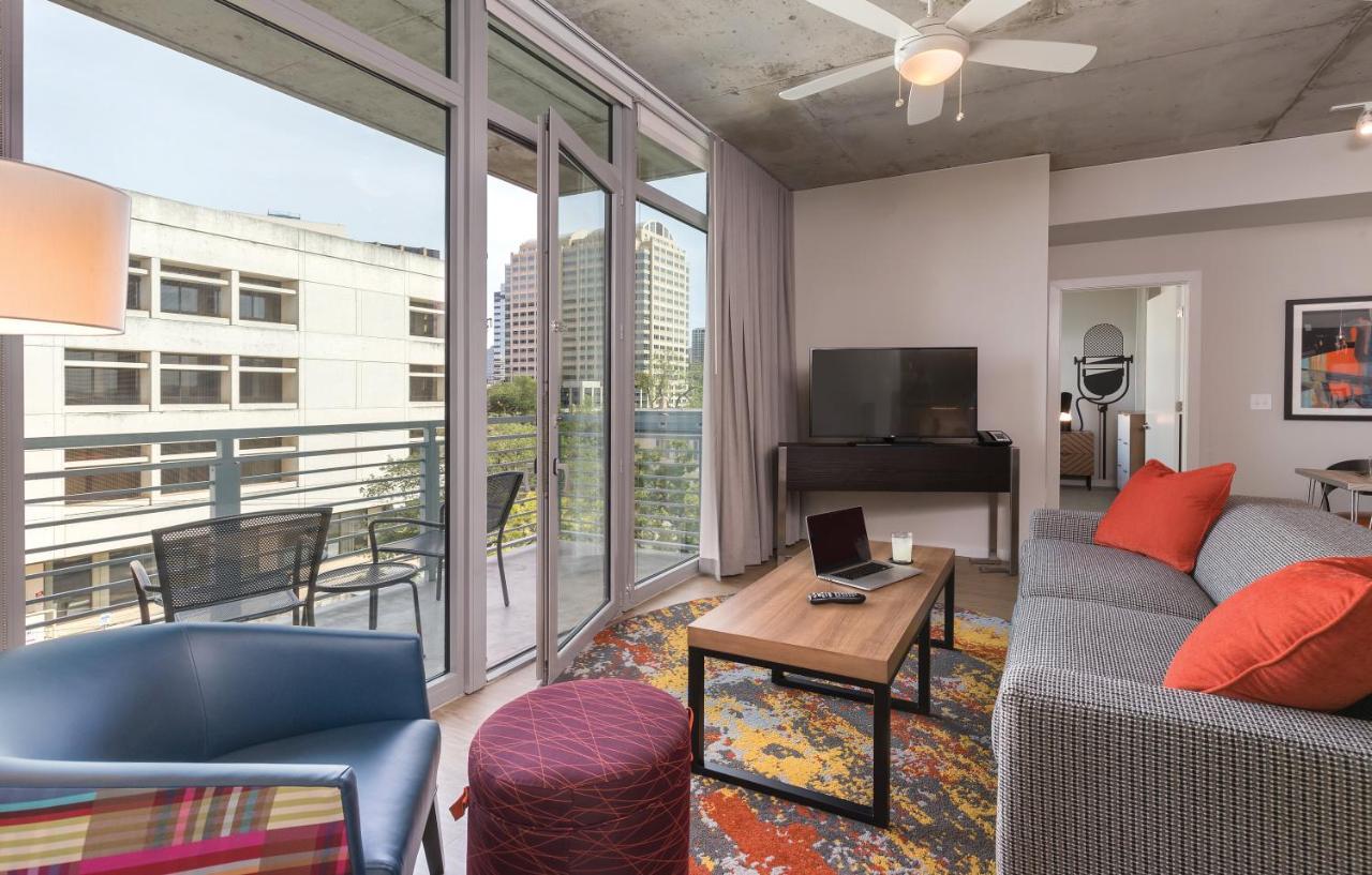 Hotel Club Wyndham Austin Extérieur photo