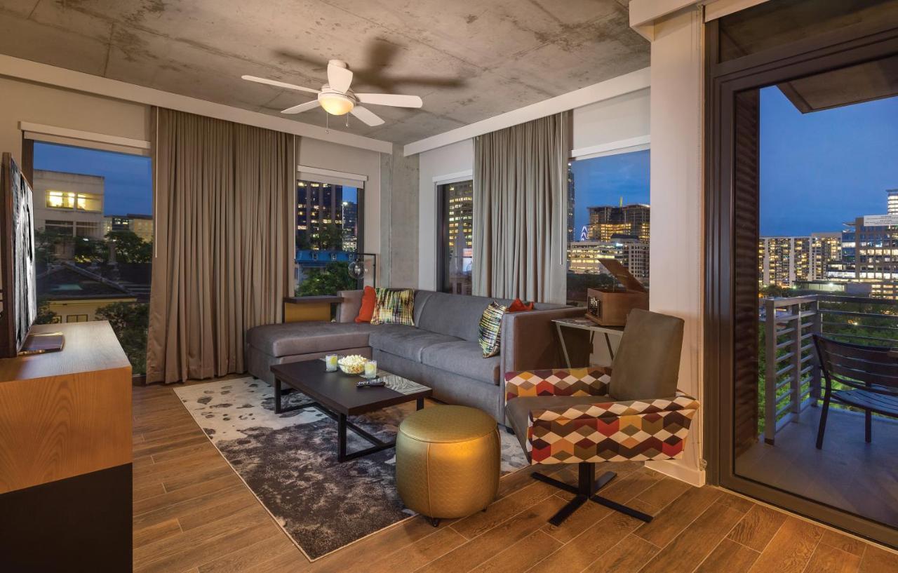 Hotel Club Wyndham Austin Extérieur photo