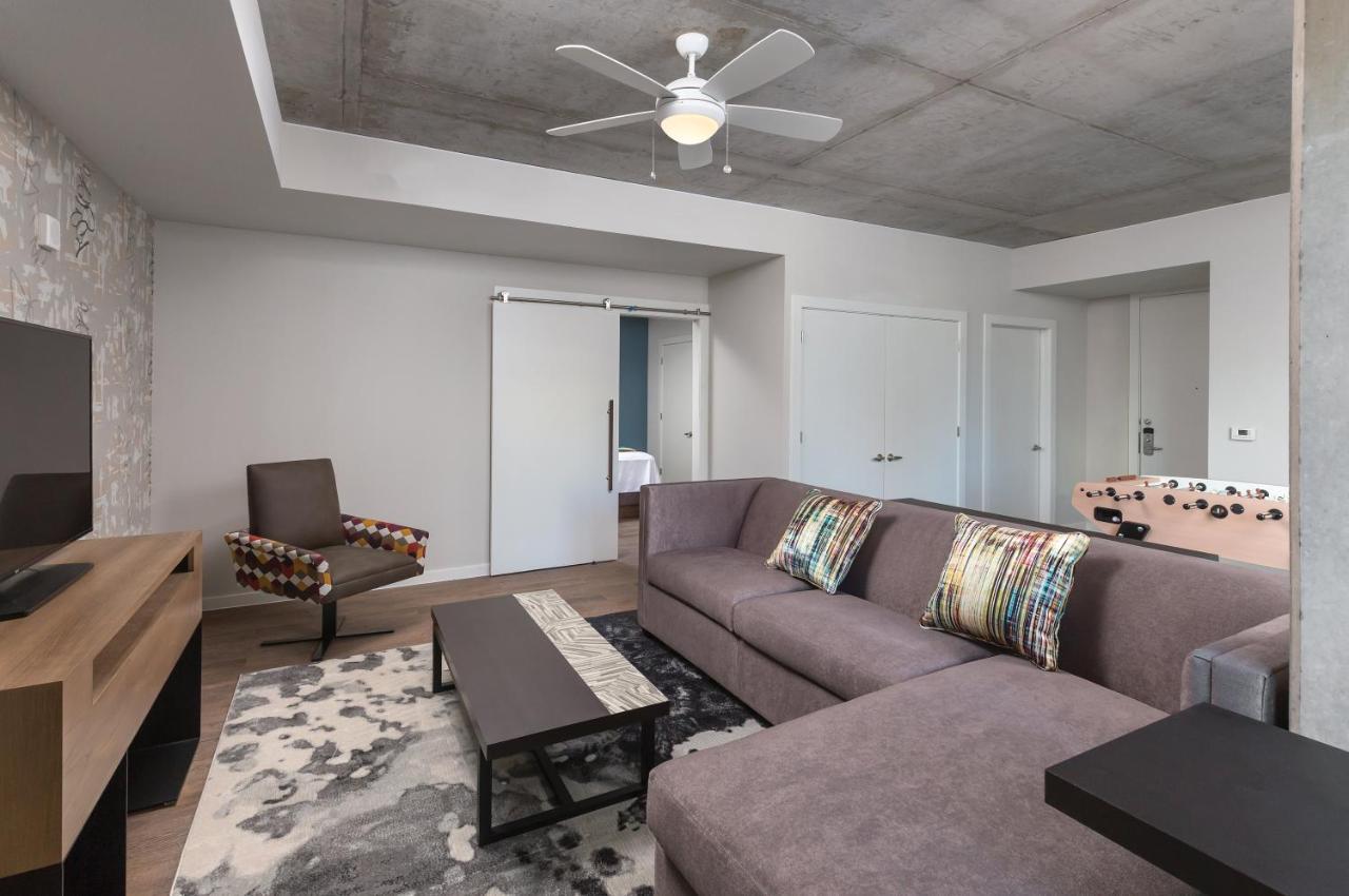 Hotel Club Wyndham Austin Extérieur photo