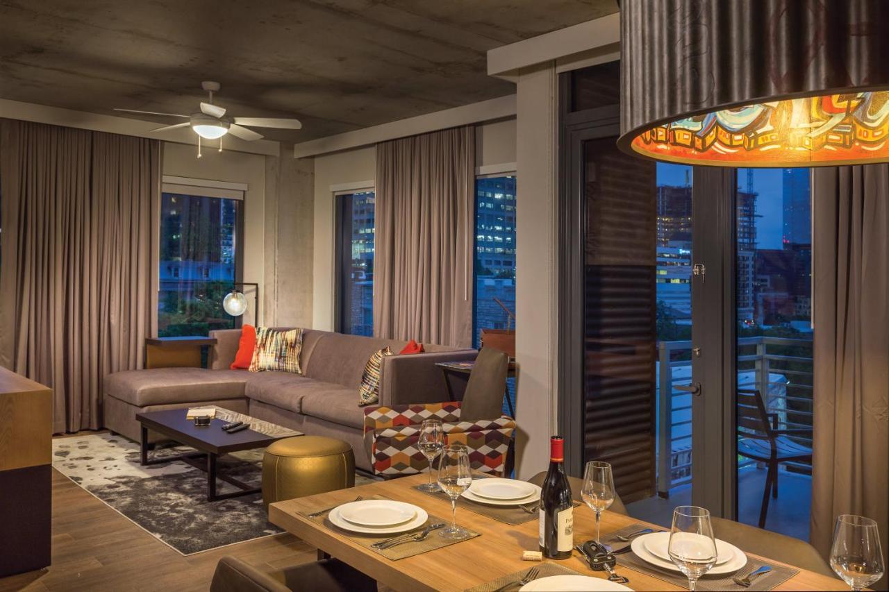 Hotel Club Wyndham Austin Extérieur photo