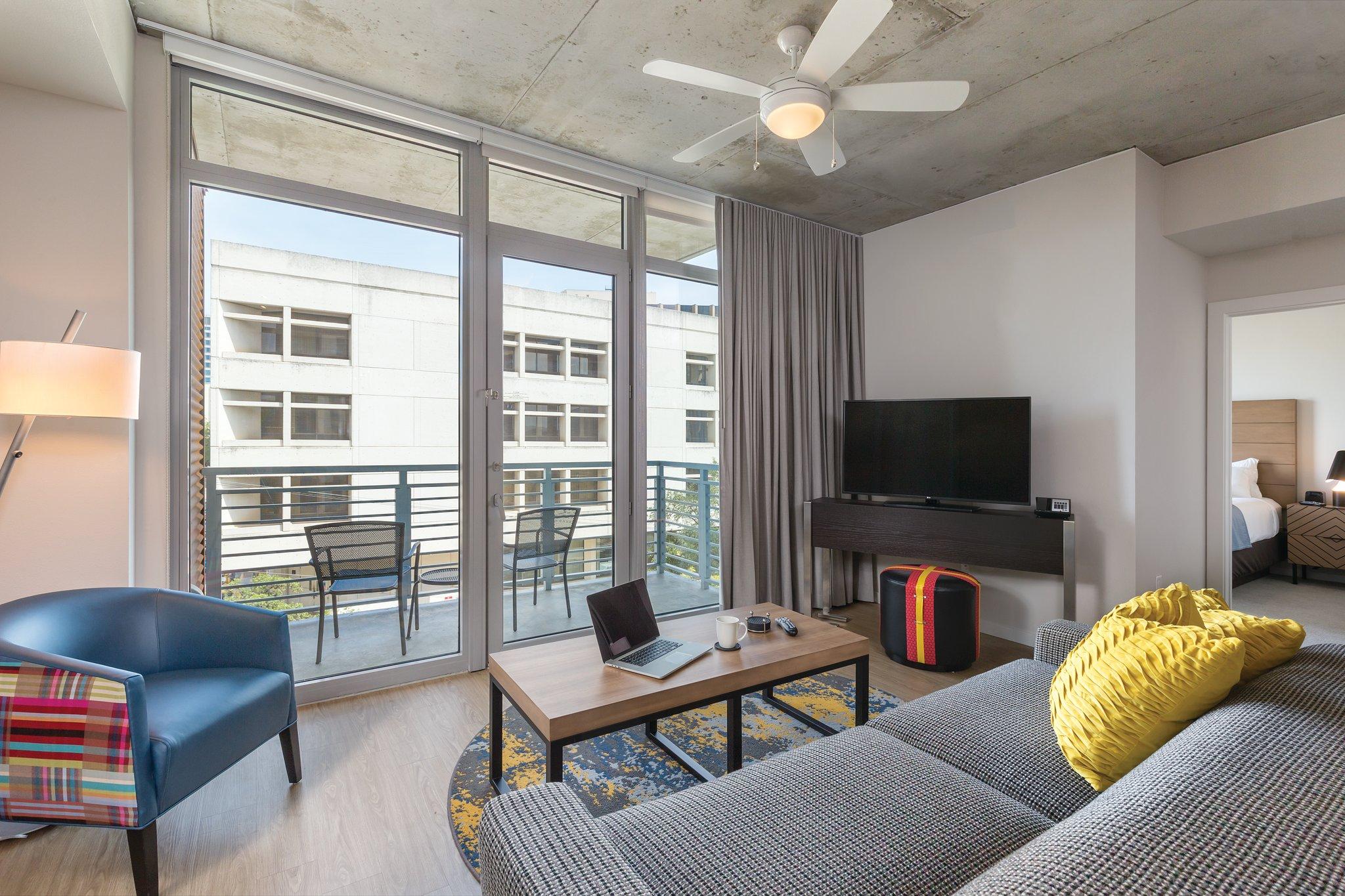 Hotel Club Wyndham Austin Extérieur photo