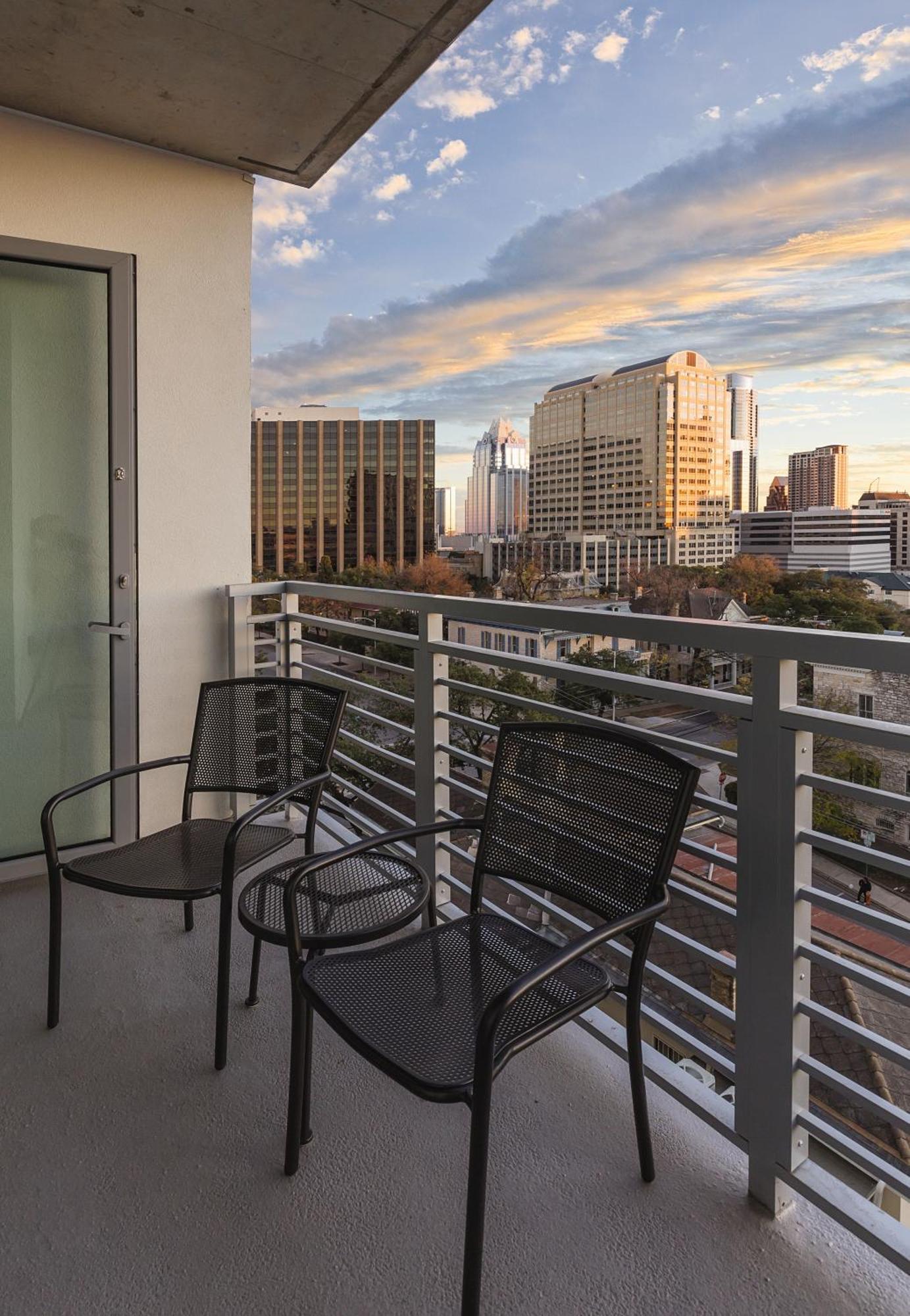 Hotel Club Wyndham Austin Extérieur photo
