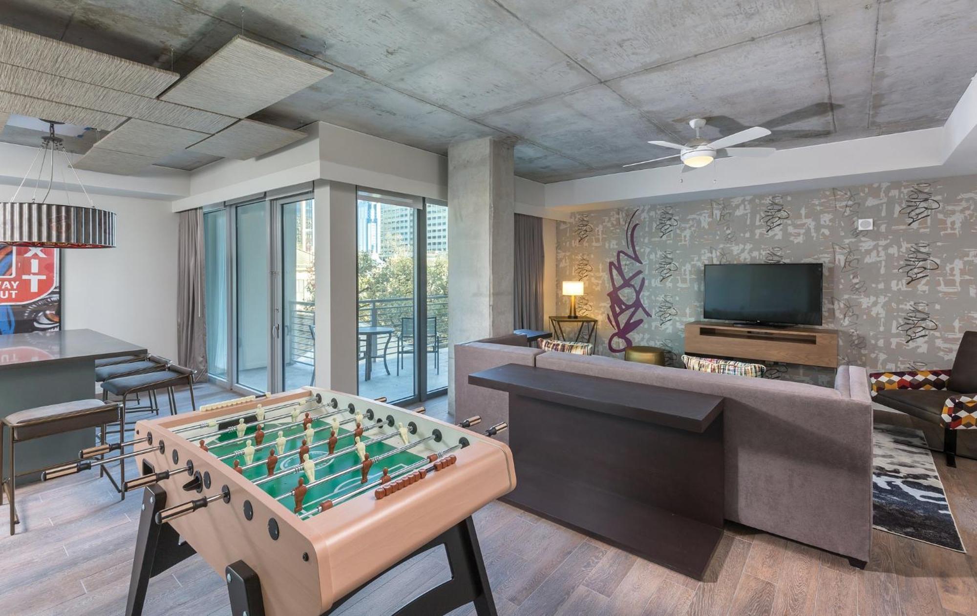 Hotel Club Wyndham Austin Extérieur photo